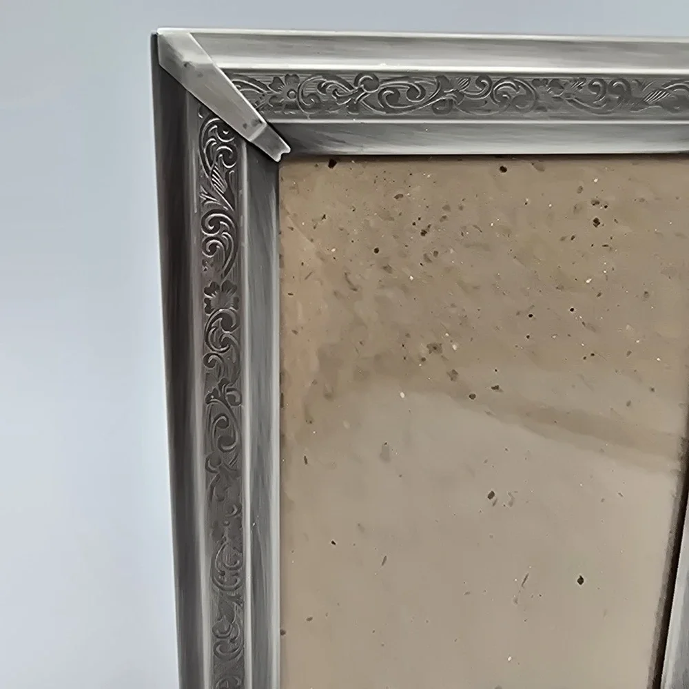 Metal Silver Scroll Standing Photo Picture Frame Detailed Etching‎ Vtg Style